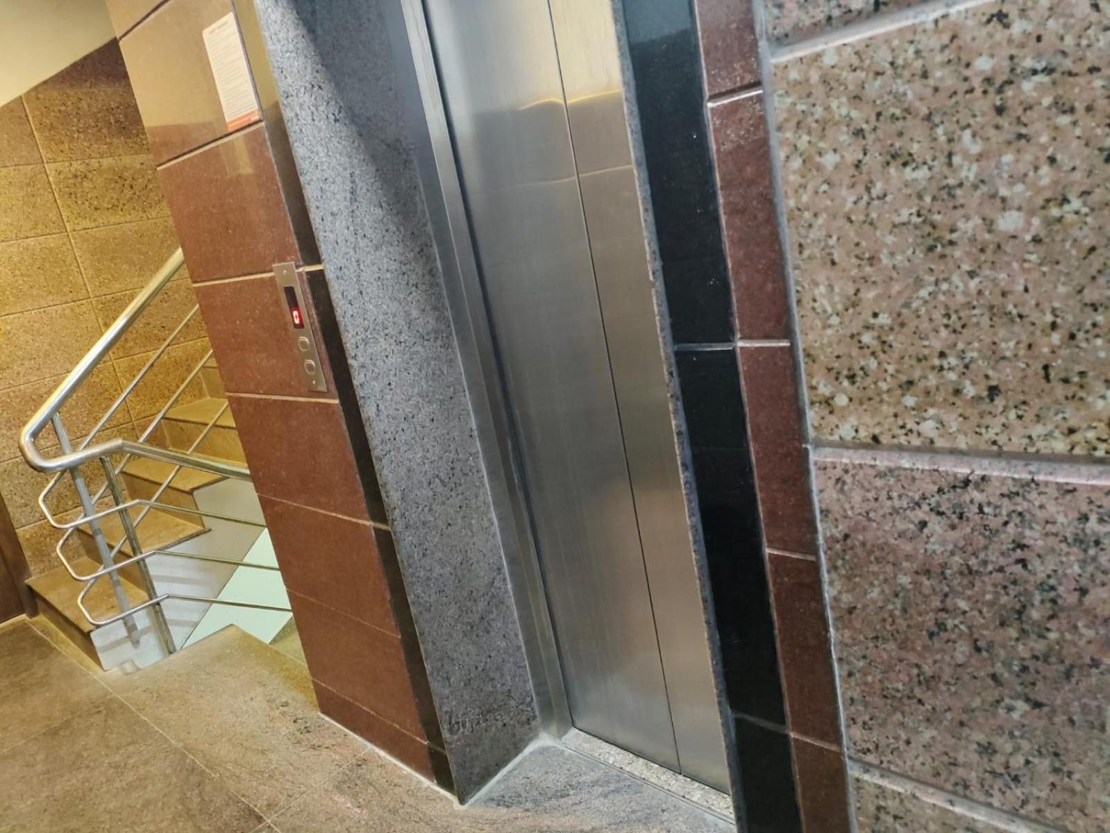 Hotel Khaleej Residency Near U S Embassy Chennai Esterno foto